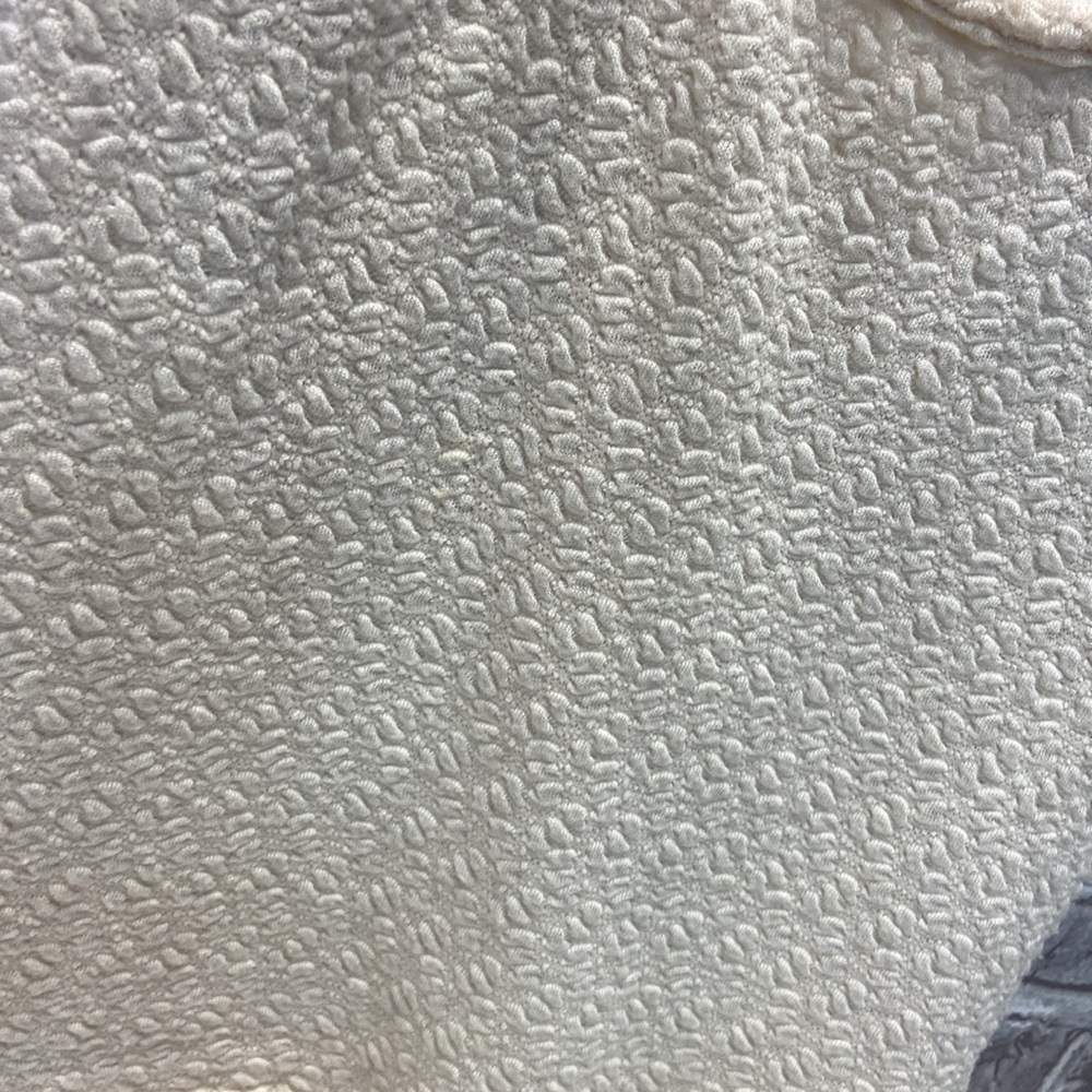 NOLLIE - Picture 2 of 6